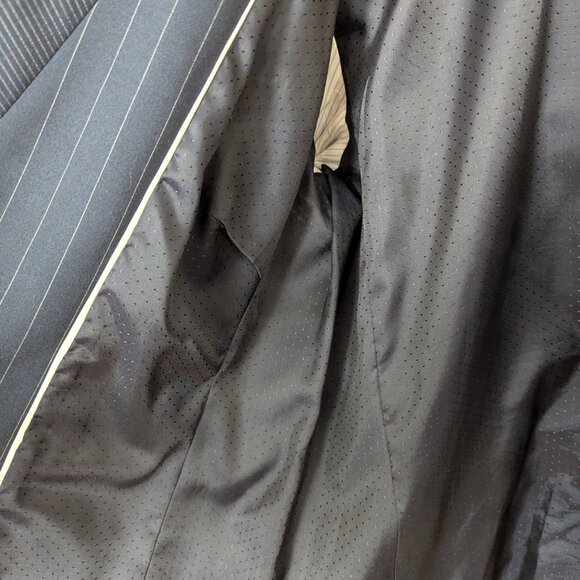 Banana Republic Navy Blue Pinstripe Wool Blazer  - Size 14 - Picture 5 of 10